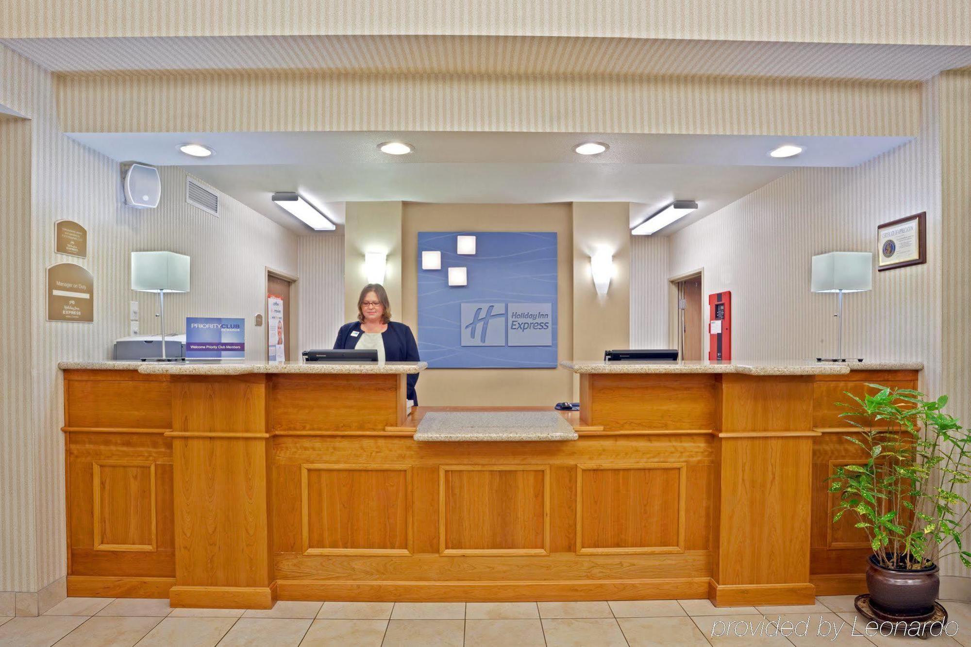 Holiday Inn Express & Suites Lacey - Olympia By Ihg Eksteriør bilde
