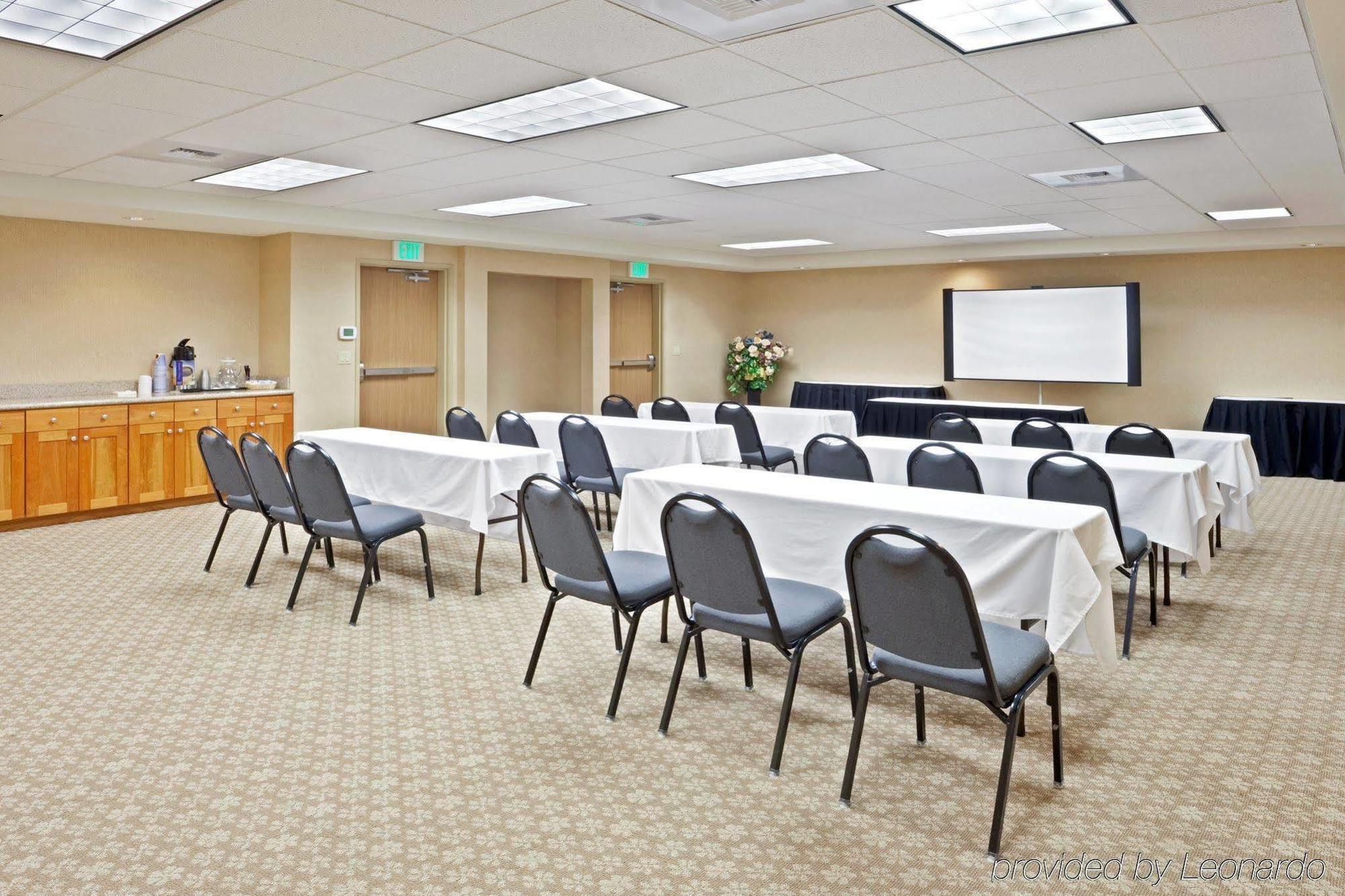 Holiday Inn Express & Suites Lacey - Olympia By Ihg Eksteriør bilde